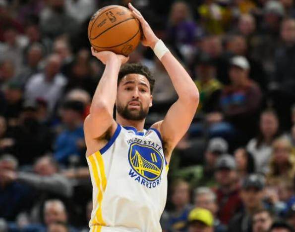 乐鱼体育官网下载-不报价不谈判 勇士和汤普森已经到了说再见的时候