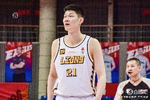 胡金秋5次入选国内球员一阵 CBA历史第一!