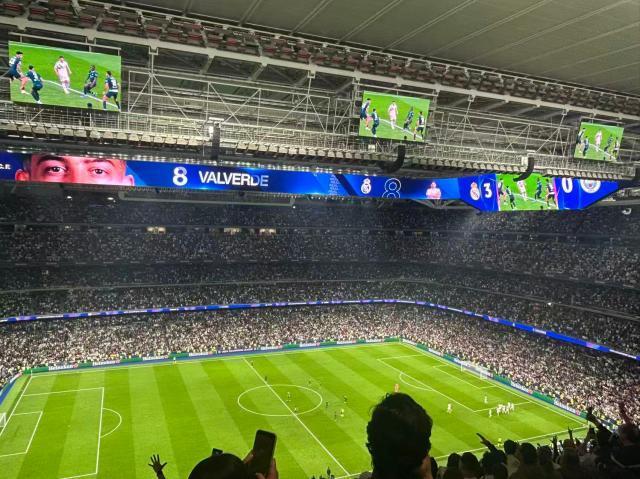 乐鱼体育官方网站-【现场】巴尔韦德神兵天降！皇马诠释何谓哀兵必胜”