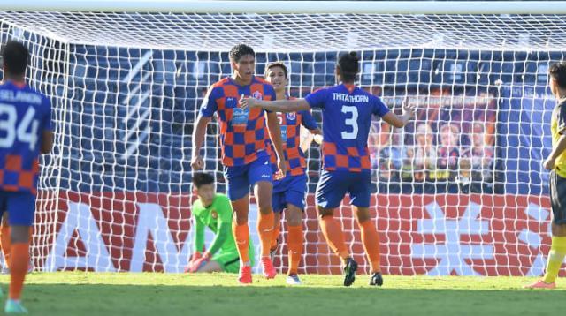 乐鱼体育官方网站-广州小将七寸被对手抓住 4粒丢球因高空防守不足